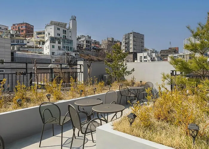 Station 3 Minutes On Foot, 2 Bedrooms, Charming House Apartamento *